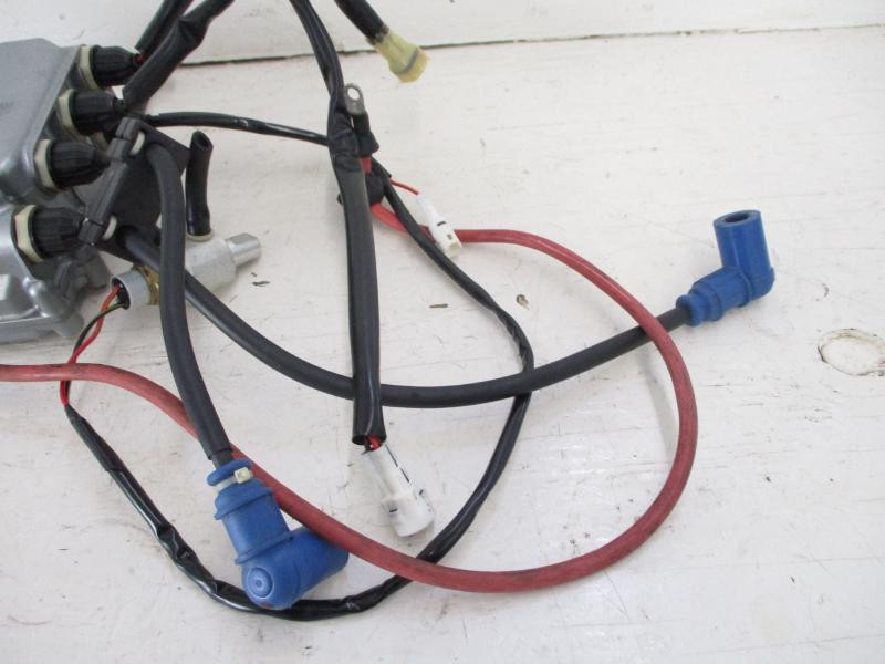 93 Kawasaki JH 750 Super Sport XI Electrical Box CDI Coil 21119